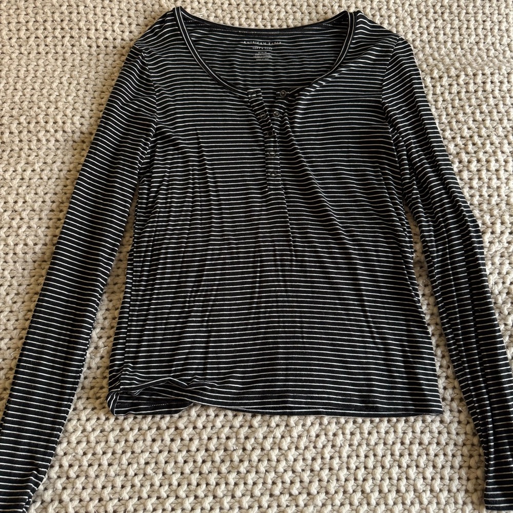 American Eagle Outfitters Black and White Striped Long Sleeve Top